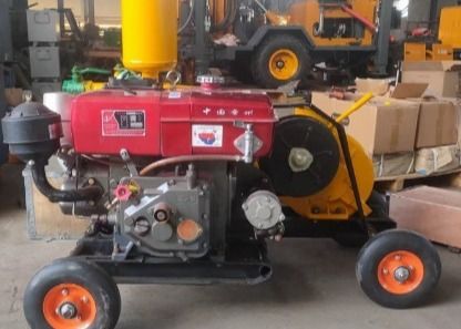 8 HP डीजल इंजन ड्रिलिंग मिट्टी पंप बोरहोल अन्वेषण रिग के लिए शक्तिशाली ईंधन दक्षता
