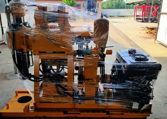 इंजीनियरिंग के लिए 22 HP डीजल इंजन GK 200 कोर नमूना मिट्टी परीक्षण ड्रिलिंग मशीन